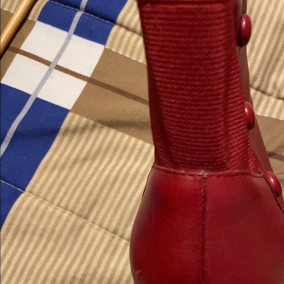 Nicole New very comfortable and nice zipper inside boots - Picture 4 of 4